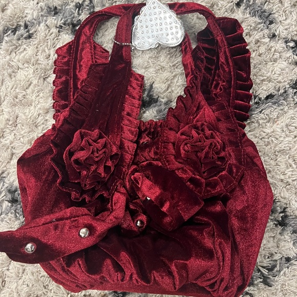 Betsey Johnson Red Shoulder Bag with Kiss Embellishment - Picture 2 of 4